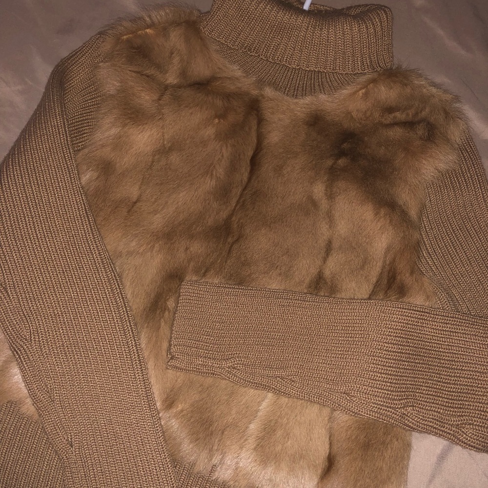 Sweater - Picture 3 of 4